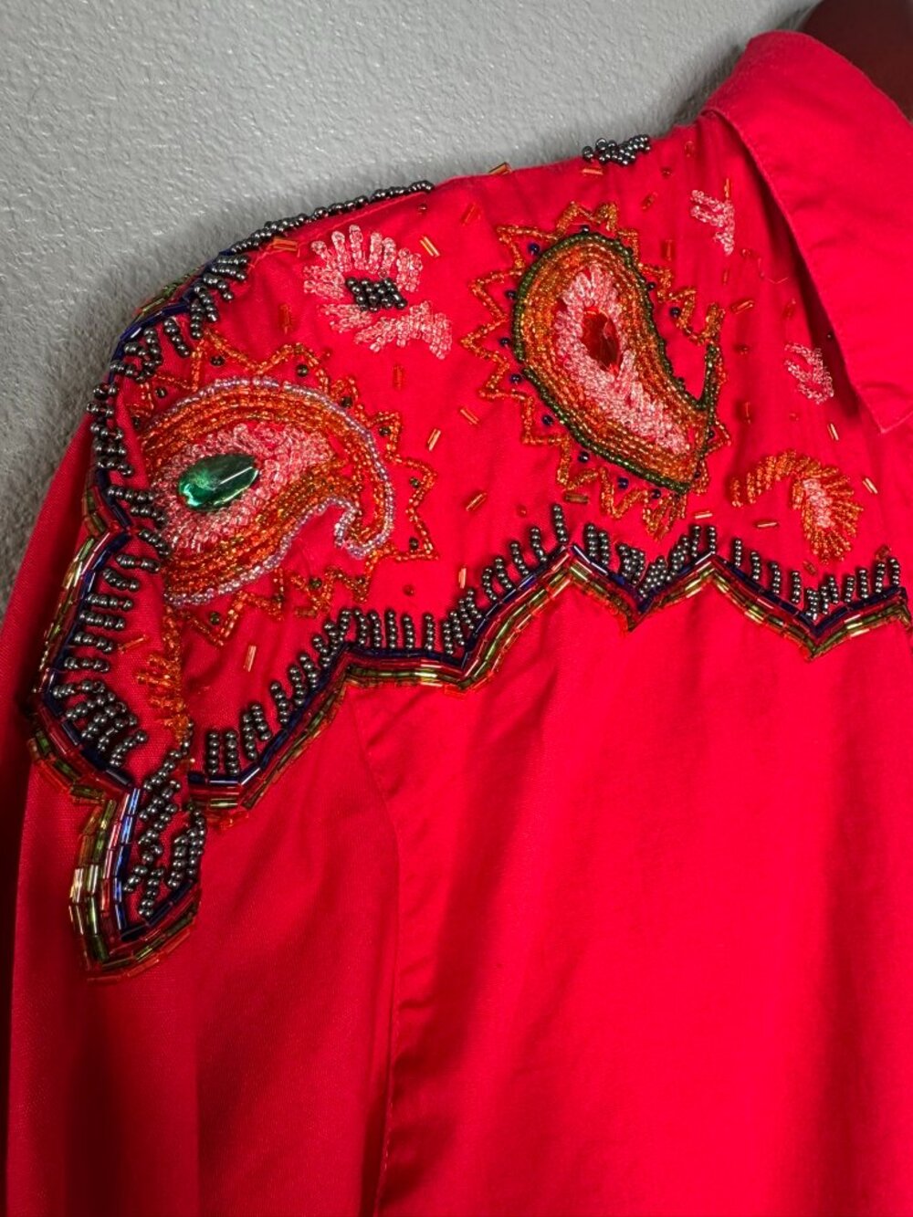 VTG Wrangler Beaded Paisley Western Show Button Shirt Red Cotton Womens Medium